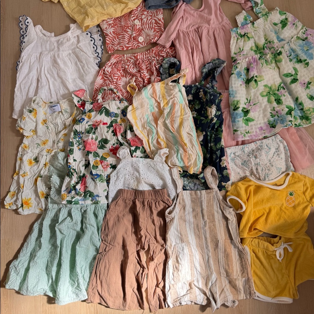 Girls toddler bundle of spring/summer clothes (2T)